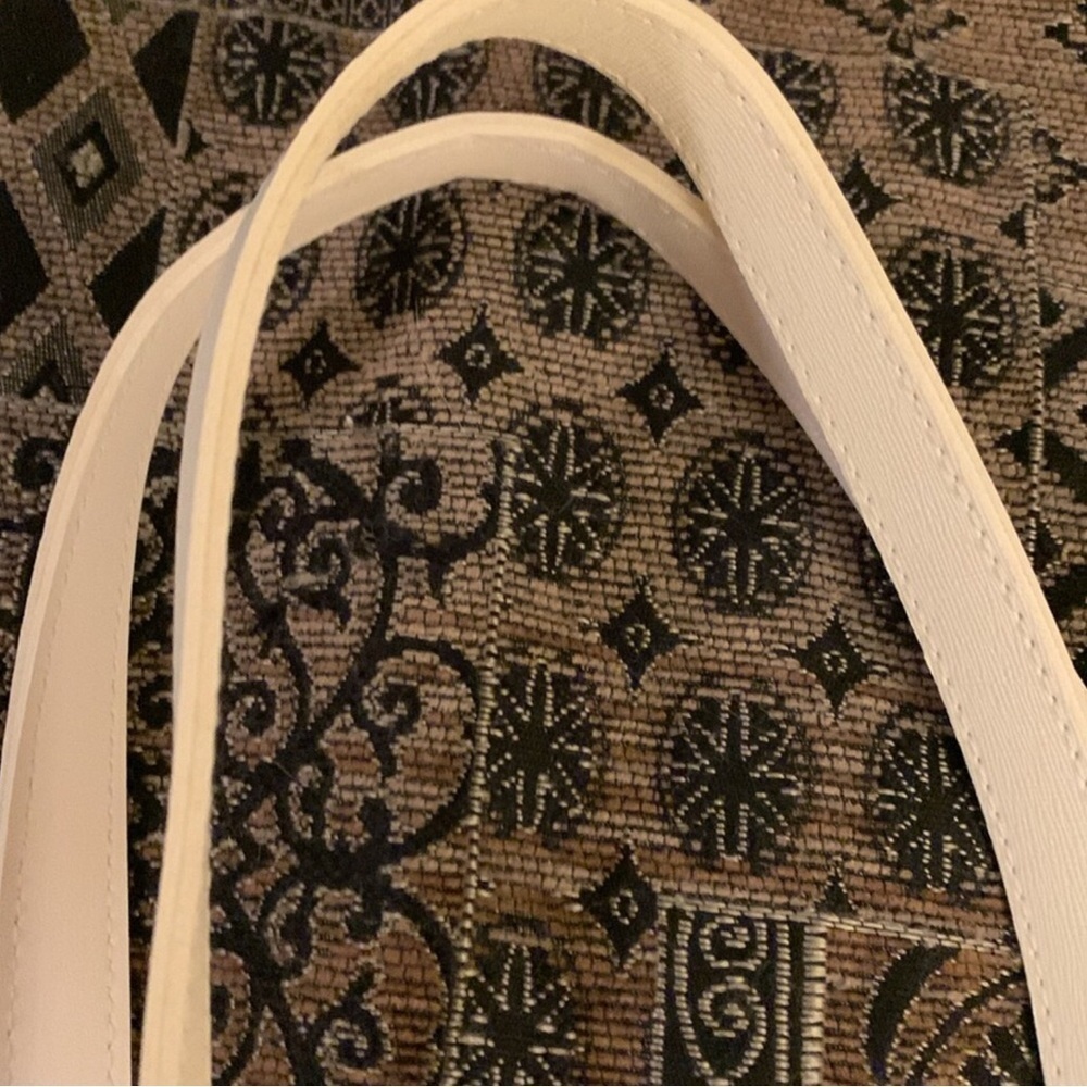 Arcadia Beauty Labs Spring Petal Tote Elegant White Bag 314968 NWT - Picture 3 of 10